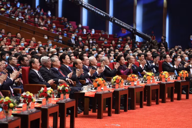 bieu duong cac tam guong thi dua yeu nuoc anh 2