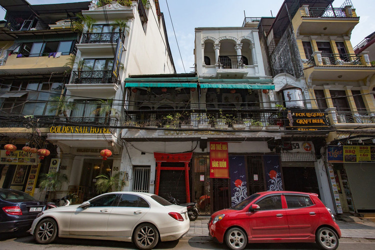 Loạt cửa hàng ở Hà Nội trả mặt bằng, chủ nhà méo mặt tìm khách thuê - 6