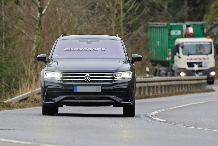 Volkswagen Tiguan facelift bi bat gap tren duong thu hinh anh 4 2021_VW_Tiguan_1.jpg
