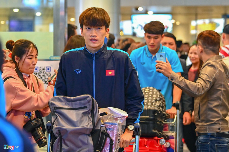 U23 Viet Nam duoc nguoi ham mo chao don sau that bai hinh anh 4 4_zing.jpg