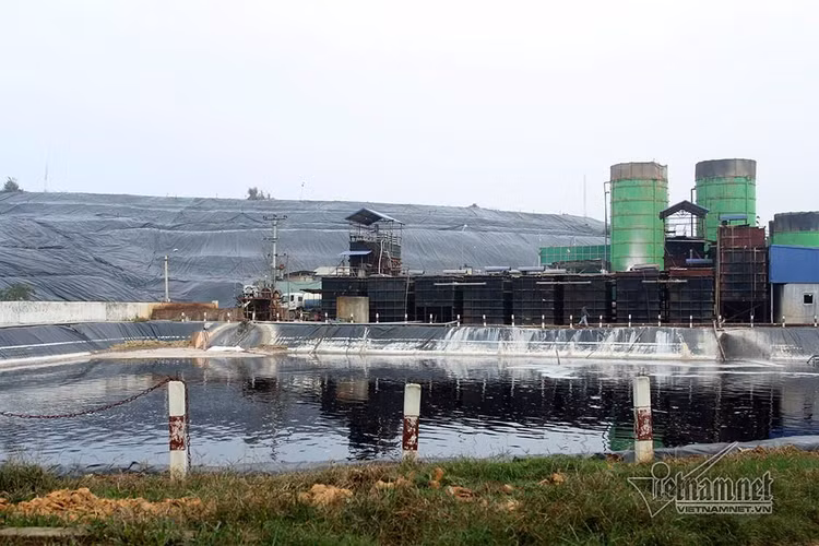 Chủ tịch Hà Nội: Không để người dân lợi dụng vấn đề môi trường chặn xe rác