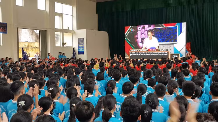 Thắng áp đảo đối thủ, nữ sinh Ninh Bình vô địch Đường lên đỉnh Olympia 2020 - 12