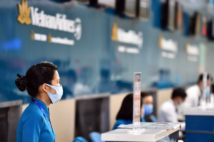 tiep vien hang khong mac covid-19 anh 5
