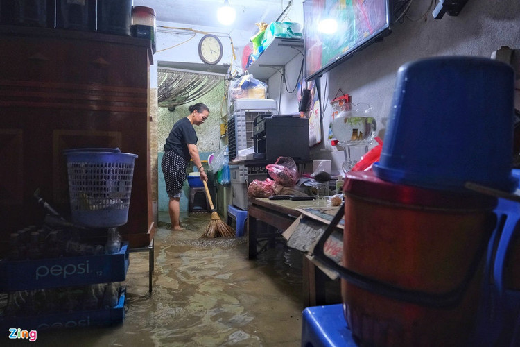 mua lon o Ha Noi gay ngap anh 9