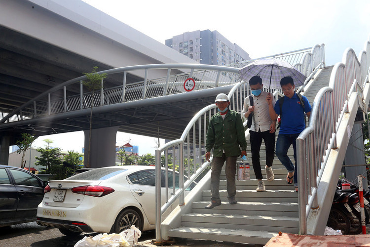 Đường Phạm Văn Đồng mở rộng thành 12 làn xe ảnh 5