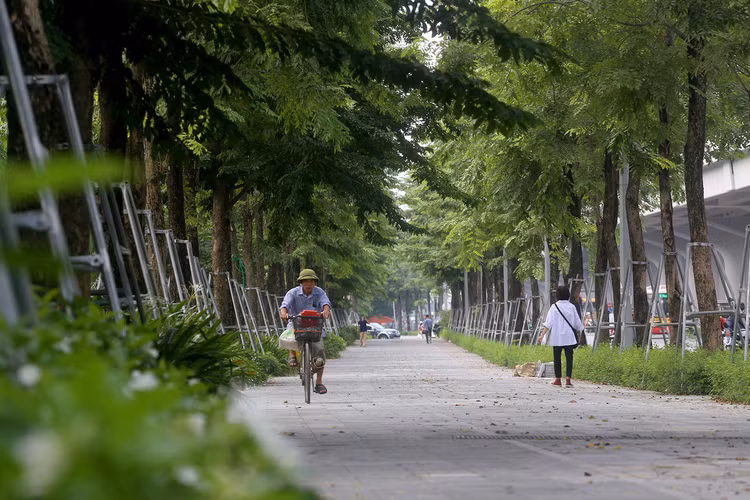 Đường Phạm Văn Đồng mở rộng thành 12 làn xe ảnh 7