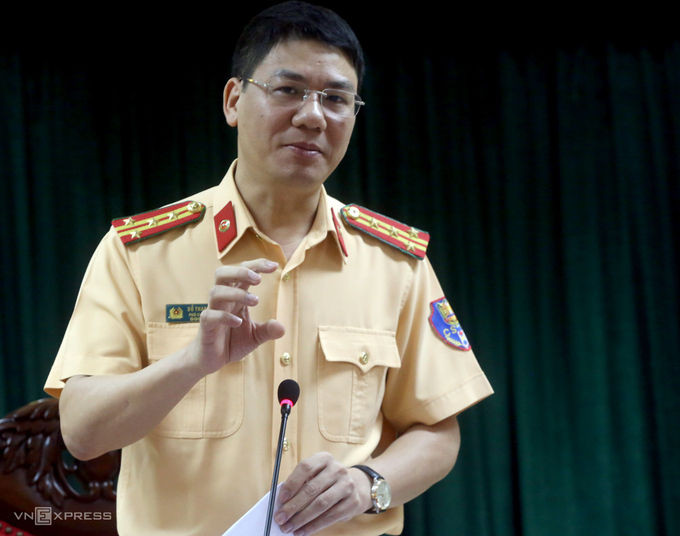 Đại tá Đỗ Thanh Bình, Cục Phó Cục CSGT trả lời báo chí chiều 29/9.Ảnh: Bá Đô