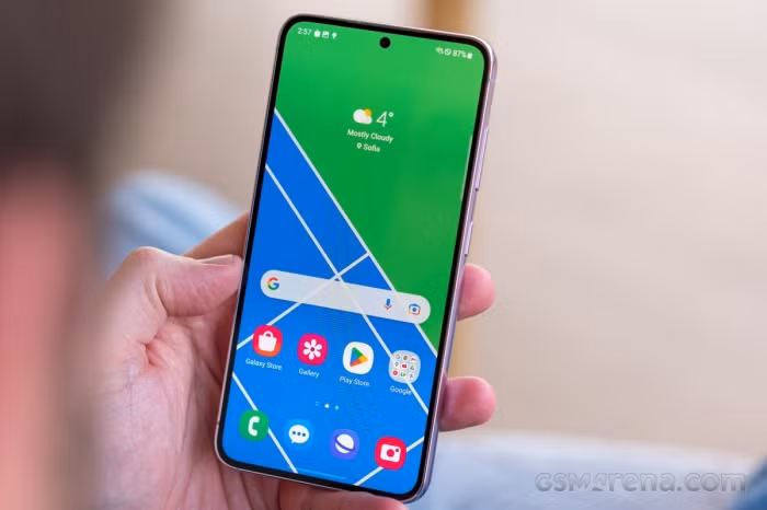 Sieu pham AI nho gon Galaxy S23... co du suc 