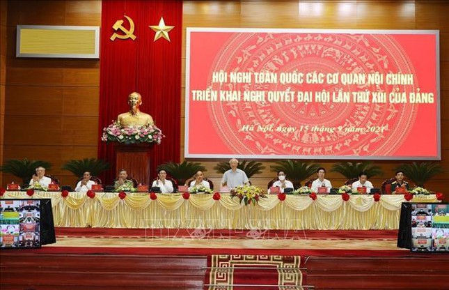 Tổng Bí thư: Cán bộ nội chính phải trọng liêm sỉ, không chịu bất cứ sức ép nào ảnh 1