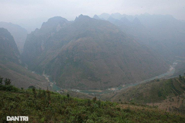 Hoang sơ đỉnh Mã Pì Lèng của hơn một thập kỷ trước - 5