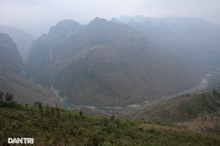 Hoang sơ đỉnh Mã Pì Lèng của hơn một thập kỷ trước - 5