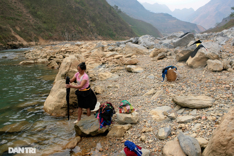 Hoang sơ đỉnh Mã Pì Lèng của hơn một thập kỷ trước - 17