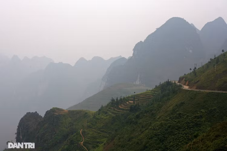 Hoang sơ đỉnh Mã Pì Lèng của hơn một thập kỷ trước - 8