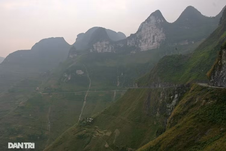 Hoang sơ đỉnh Mã Pì Lèng của hơn một thập kỷ trước - 2