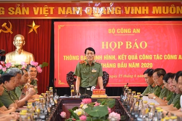 Những cái tên chưa lộ sáng trong vụ Nhật Cường