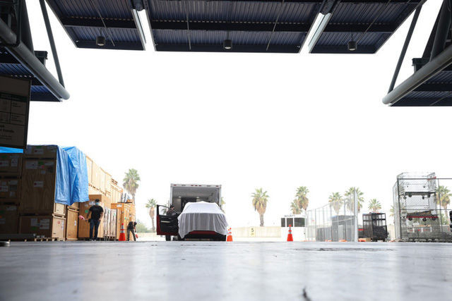 Ngắm ảnh "nóng" của VinFast VF e35 và VF e36 trước giờ triển lãm Los Angeles Auto Show ảnh 4