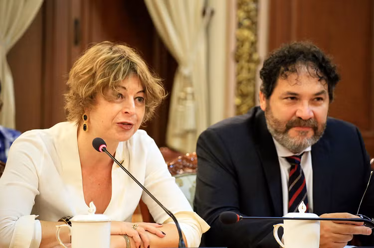 Hà Lan sẽ giúp chống ngập cho TP Thủ Đức ảnh 2 Bà Elsbeth Akkerman, Đại sứ Hà Lan tại Việt Nam và ông Carel Jacob Johan Richter, Tổng lãnh sự tại TP HCM.