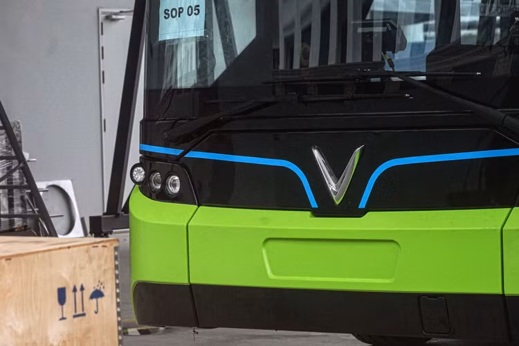 Xe buýt điện VinBus bắt đầu chạy thử nghiệm tại Hà Nội - 6