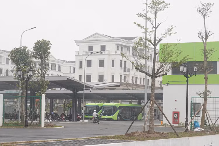 Xe buýt điện VinBus bắt đầu chạy thử nghiệm tại Hà Nội - 3