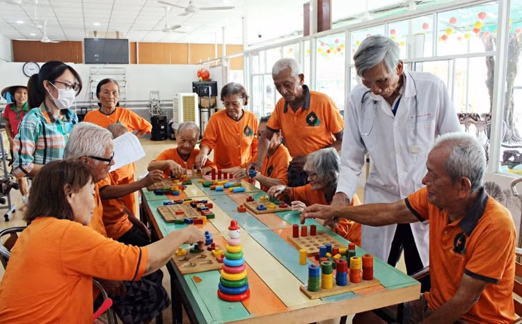 Đưa cha mẹ vào nhà dưỡng lão