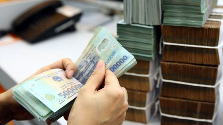 Lãi suất cho vay cao khiến các DN khó phục hồi và giảm khả năng cạnh tranh trên thị trường.