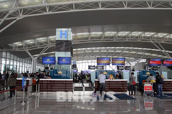 Đề xuất tối đa 1.700 khách được bay từ Tp. Hồ Chí Minh ra Hà Nội mỗi ngày ảnh 1