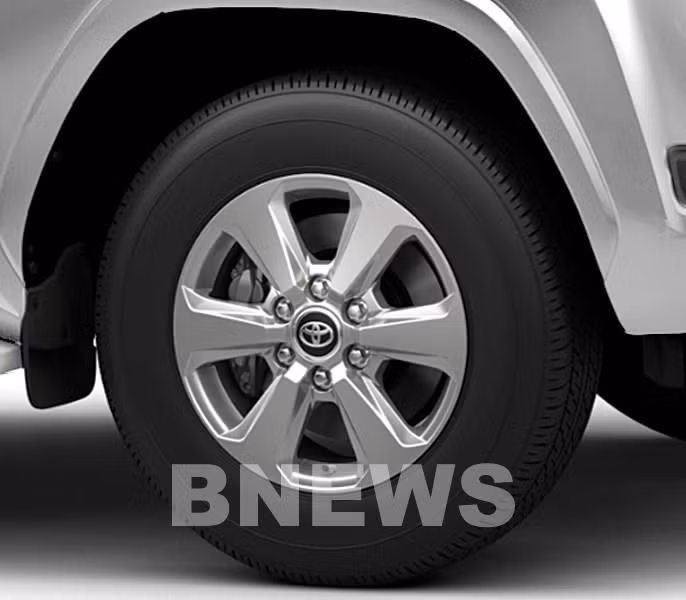 Land Cruiser thế hệ mới 70 năm về Việt Nam có giá bán hơn 4 tỷ đồng ảnh 5