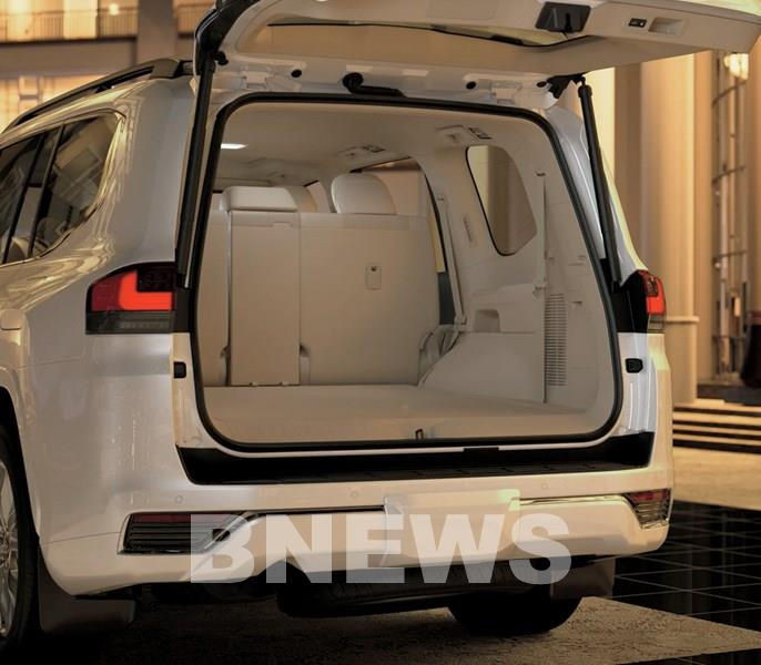 Land Cruiser thế hệ mới 70 năm về Việt Nam có giá bán hơn 4 tỷ đồng ảnh 6