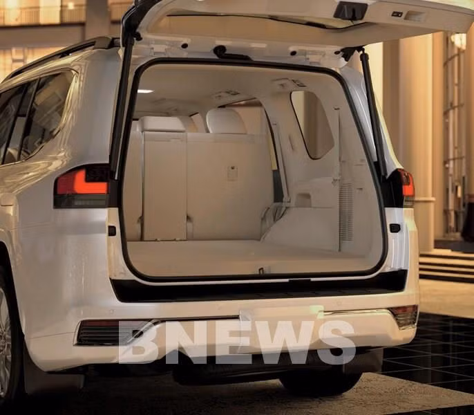 Land Cruiser thế hệ mới 70 năm về Việt Nam có giá bán hơn 4 tỷ đồng ảnh 6