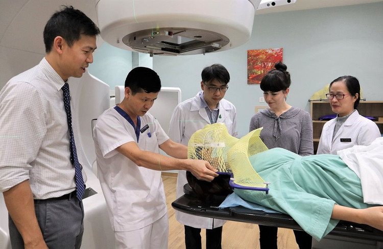 Bệnh viện Vinmec Central Park làm chủ nhiều kỹ thuật xạ trị tiên tiến, đem lại hiệu quả chữa trị ung thư cao cho người bệnh.