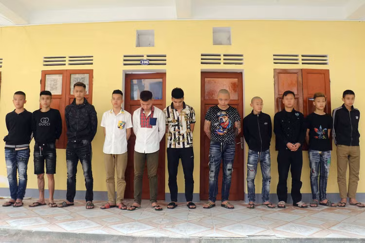 Chon song thanh nien 17 tuoi anh 2