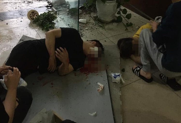 2 nguoi roi tai chung cu Meco Complex anh 7