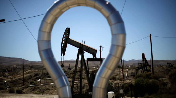 Giá dầu sẽ tăng tới đâu trong nửa cuối năm nay? - 1