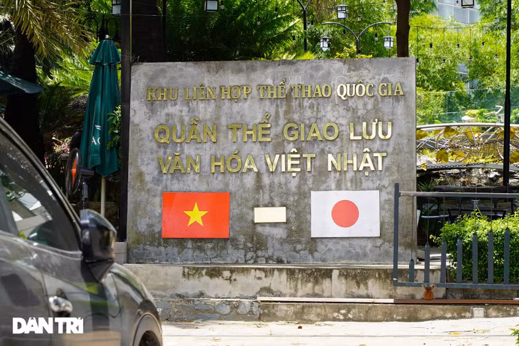 Cận cảnh khu liên hợp thể thao Mỹ Đình bị xẻ thịt cho thuê - 5