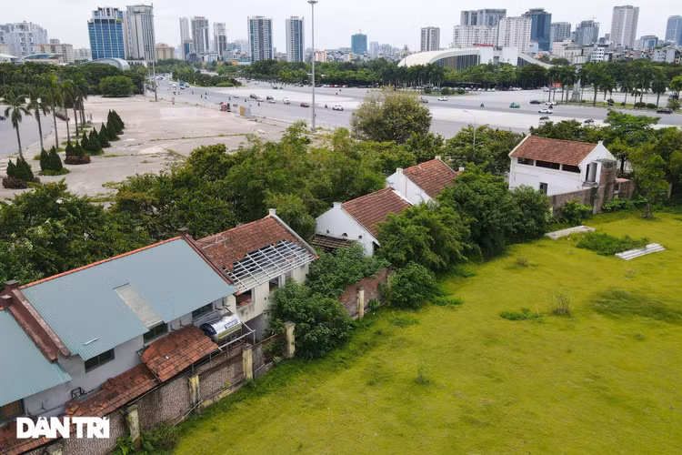 Cận cảnh khu liên hợp thể thao Mỹ Đình bị xẻ thịt cho thuê - 12