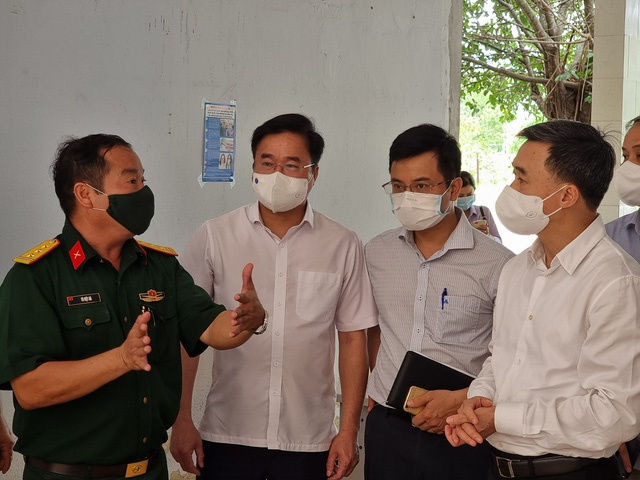 Viec can lam de ngan dich Covid-19 bung phat hinh anh