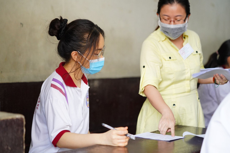 Thí sinh dự thi tốt nghiệp THPT năm nay /// Độc Lập