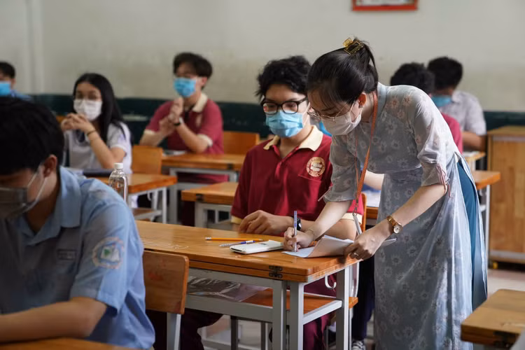 Thí sinh dự thi tốt nghiệp THPT năm nay /// Độc Lập