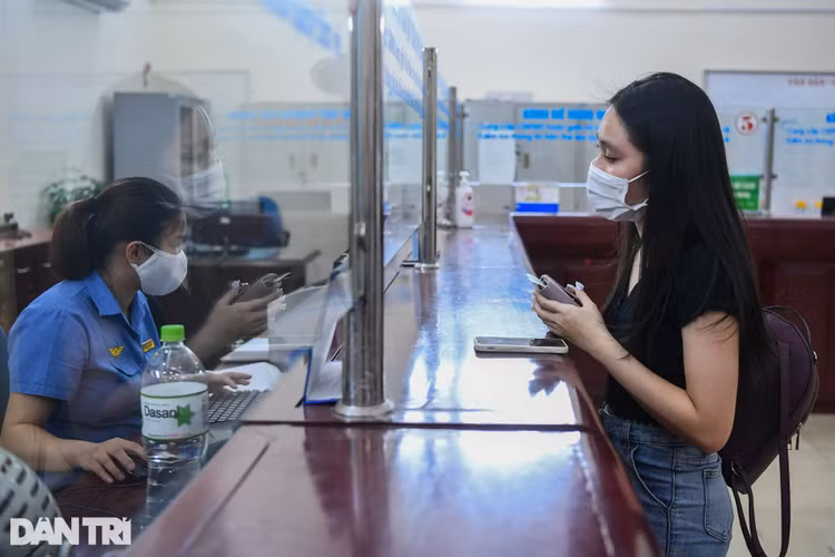 Vắng lặng ở Ga Hà Nội ngày chạy lại đôi tàu khách Thống nhất SE3/SE4 - 5