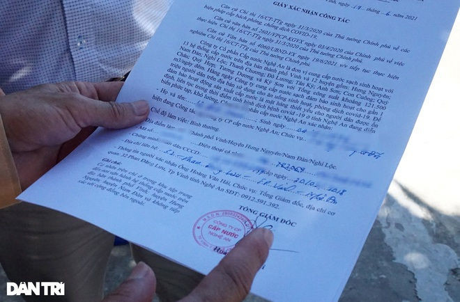 Ngày đầu TP Vinh cách ly: Bản hợp đồng tiền tỷ được ký tại chốt kiểm dịch - 8