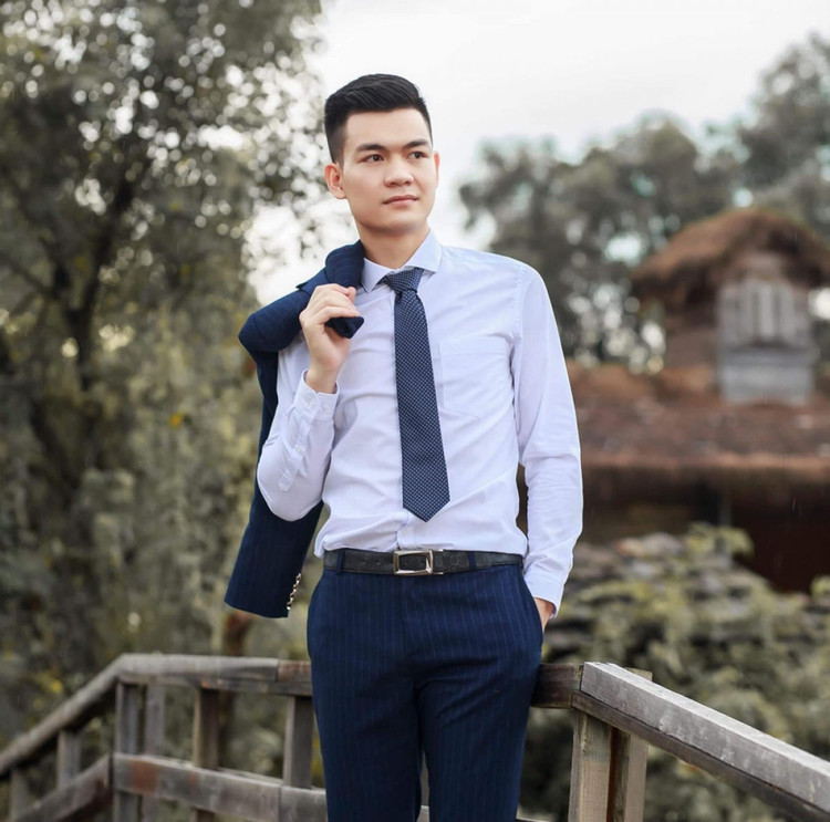 Với kiến thức và tiếng Nhật thông thạo, Vũ Khắc Sơn tự tin lập nghiệp tại xứ sở hoa anh đào.