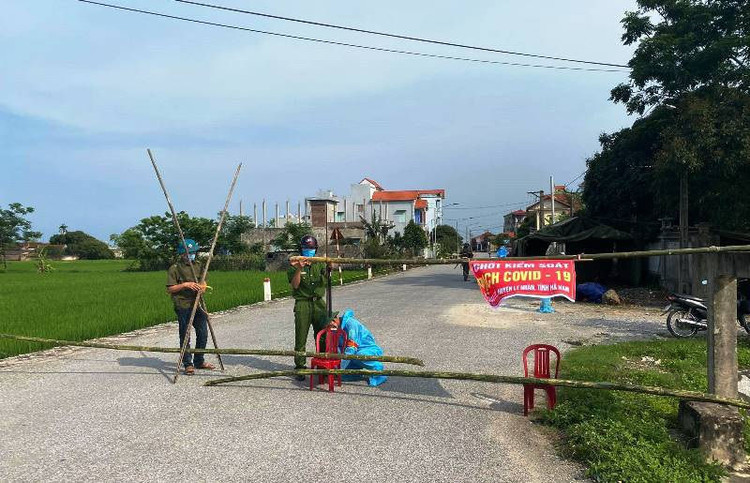 Ổ dịch Hà Nam phức tạp, Hà Nội nâng cảnh báo nguy cơ lên mức cao nhất - 2