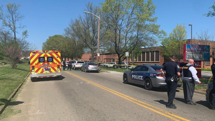 Lai xay ra xa sung tai truong hoc o My, nhieu nguoi trung dan hinh anh 1