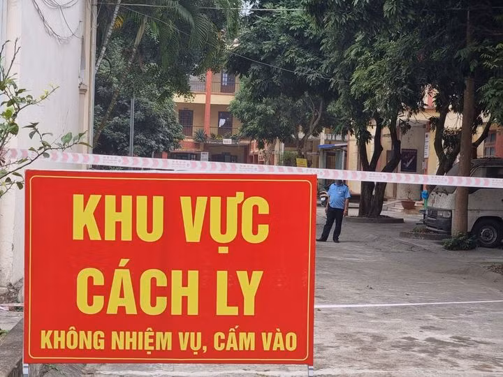 2 mẹ con ở Hưng Yên mắc COVID-19, từng đến BV K, đi làm ở công ty ảnh 1