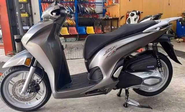 Honda SH 350i lắp ráp chưa mở bán, đại lý đã 'hét' giá chênh hơn 40 triệu đồng