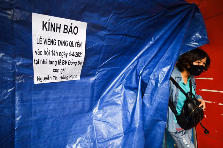 Chay nha tren pho Ton Duc Thang, 311 Ton Duc Thang anh 9