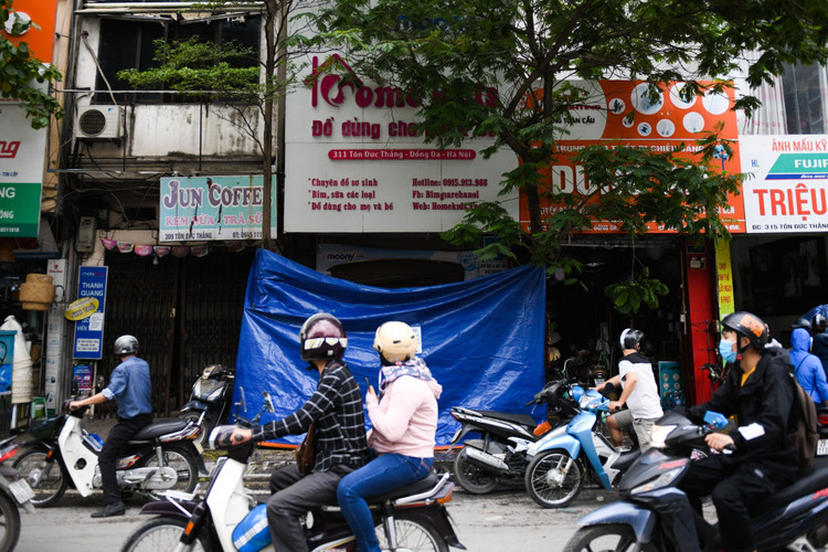 Chay nha tren pho Ton Duc Thang, 311 Ton Duc Thang anh 1