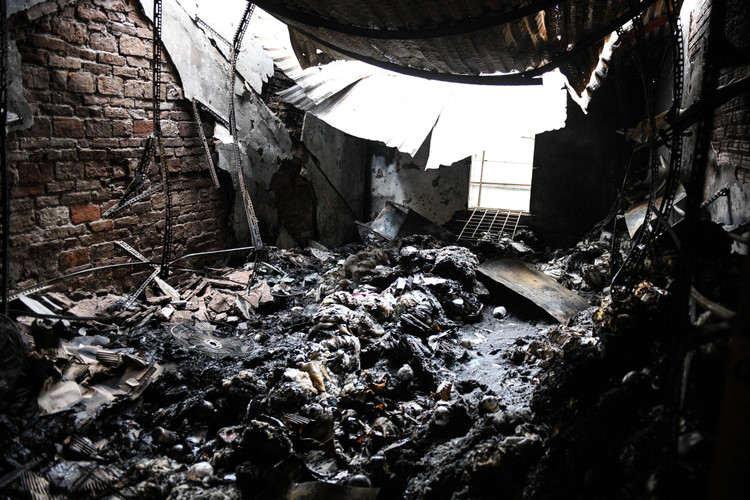 Chay nha tren pho Ton Duc Thang, 311 Ton Duc Thang anh 4