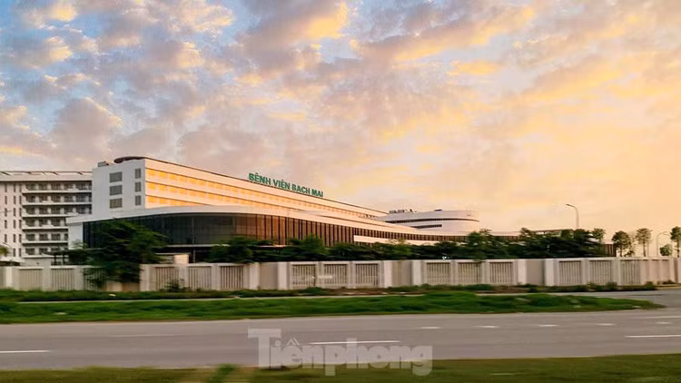 Bệnh viện dã chiến Bạch Mai cơ sở 2 sẵn sàng điều trị bệnh nhân COVID ảnh 1