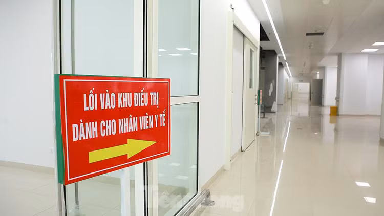 Bệnh viện dã chiến Bạch Mai cơ sở 2 sẵn sàng điều trị bệnh nhân COVID ảnh 10